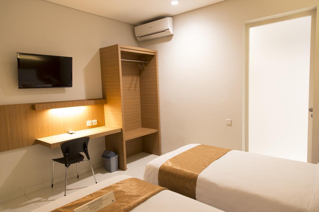 Gm253 Hotel Jember Room photo