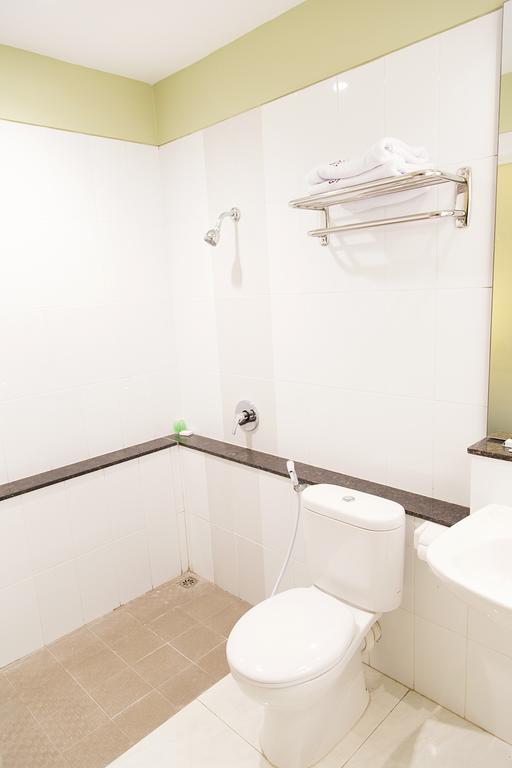 Gm253 Hotel Jember Room photo